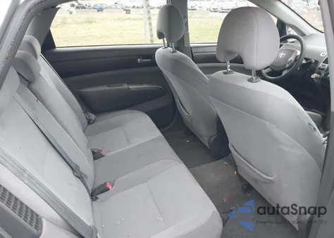 2005 Toyota Prius from USA, damaged, VIN JTDKB20UX57027805